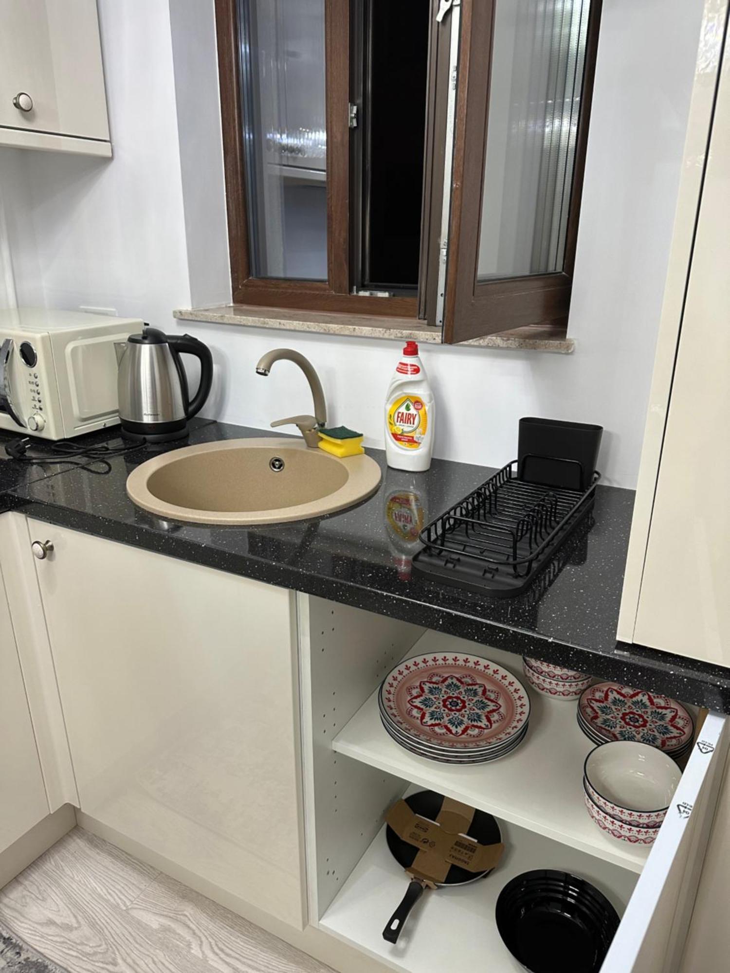 Apartament Simoni Ploieşti Kültér fotó