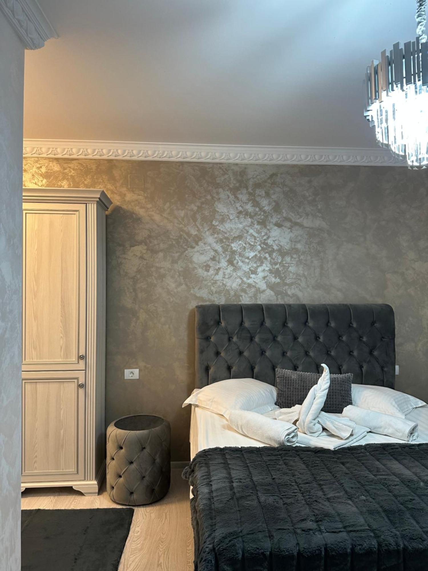 Apartament Simoni Ploieşti Kültér fotó