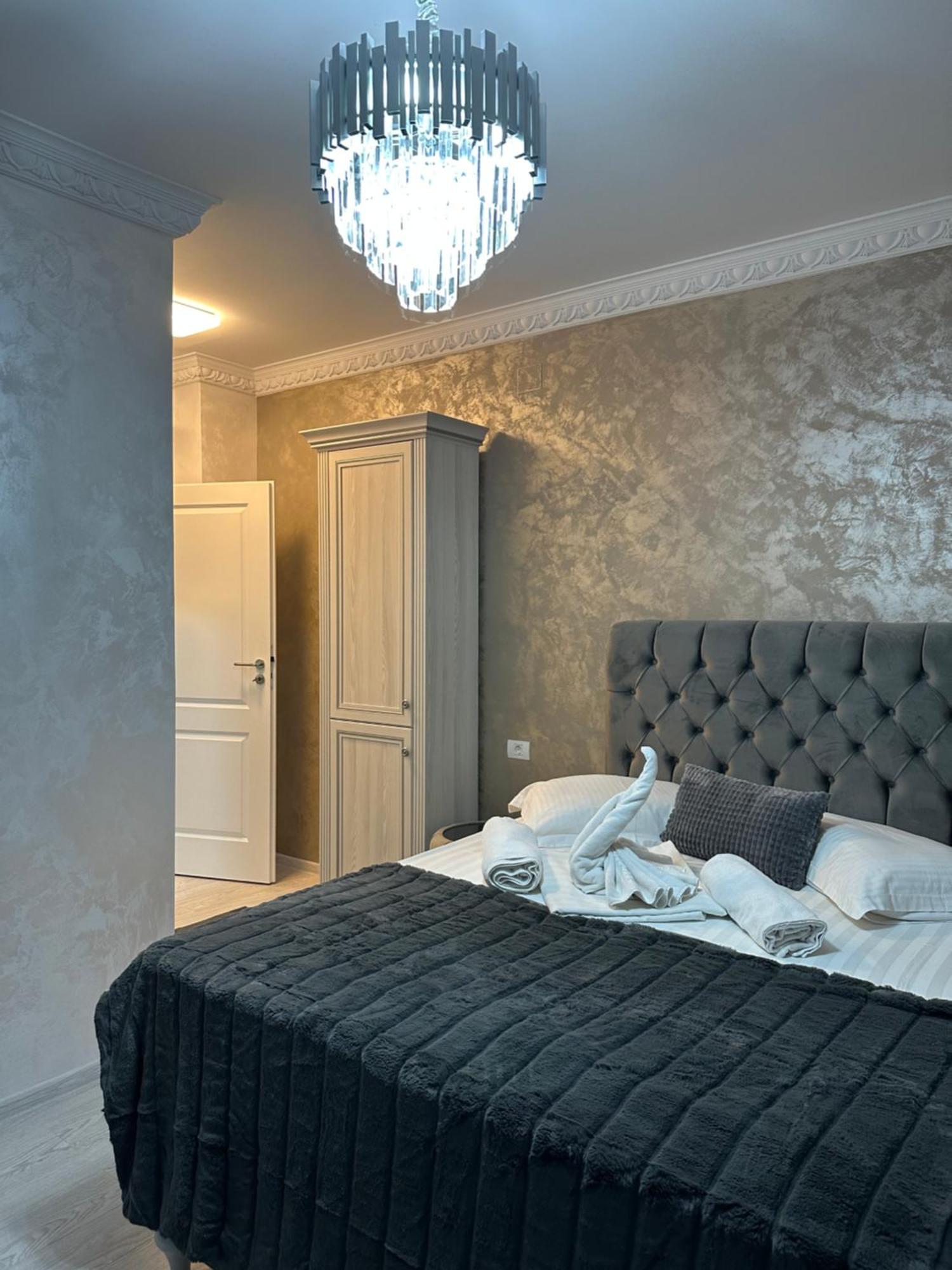 Apartament Simoni Ploieşti Kültér fotó